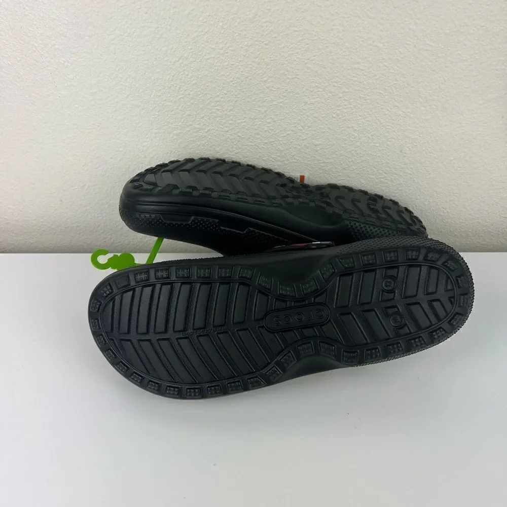CROCS adult CLASSIC FUZZ-LINED CAMO - BLACK/RED